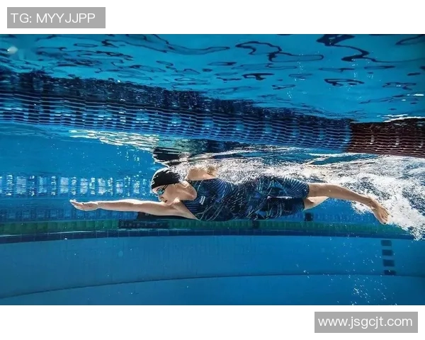 自由泳呼吸技巧解析:掌握正确呼吸方法提升游泳表现